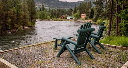 Leavenworth Vacation Homes Deluxe Fireplace King Jacuzzi