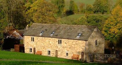 The Acorn - Award Winning Barn Conversion In Hope Village Near To Castleton