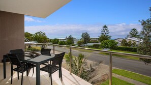 Outdoor dining - Solymar - Adjacent to Beach - Pet Friendly (Callala Beach)