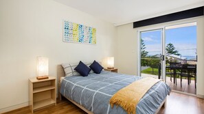 3 bedrooms, iron/ironing board, travel crib, free WiFi - Solymar - Adjacent to Beach - Pet Friendly (Callala Beach)