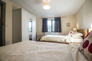 3 Schlafzimmer, Bügeleisen/Bügelbrett, WLAN