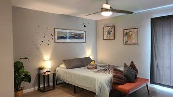 1 bedroom, iron/ironing board, free WiFi, bed sheets