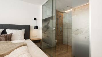 4 Schlafzimmer, Zimmersafe, WLAN, Bettwäsche