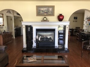 TV, fireplace, DVD player, books