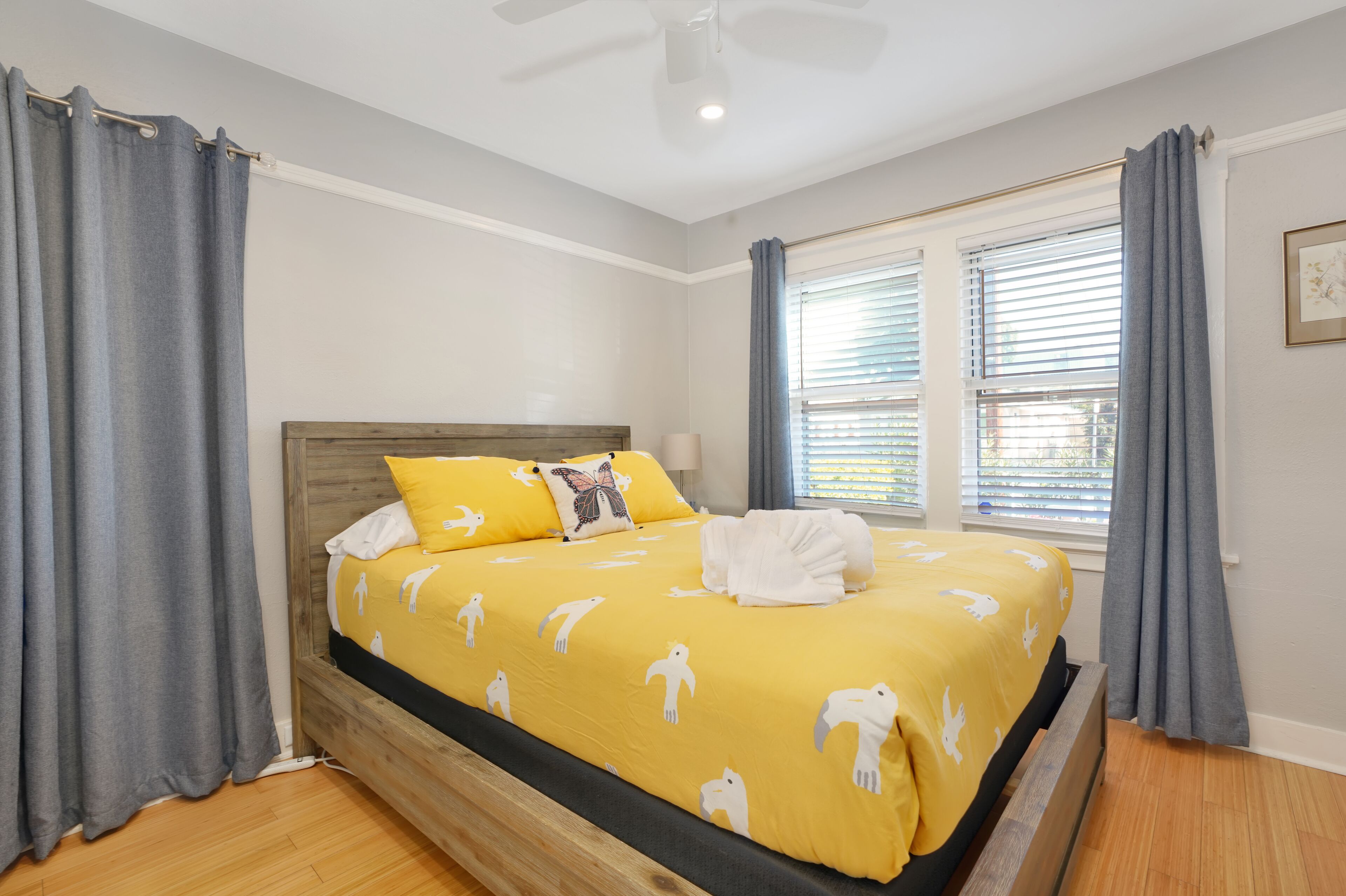 3 chambres, bureau, fer et planche à repasser, Wi-Fi gratuit