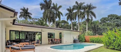 Outdoor pool, a heated pool