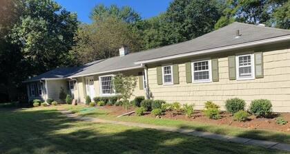 Darien family home on a Cul de Sac with pond.