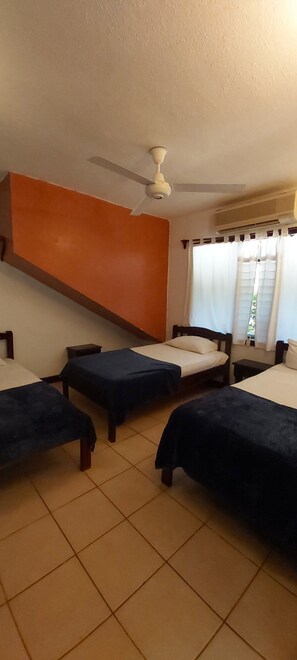 2 bedrooms, WiFi - Apartamentos equipados (Playa Flamingo)