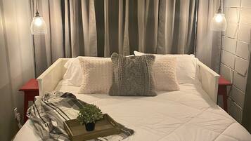 4 bedrooms, WiFi, bed sheets