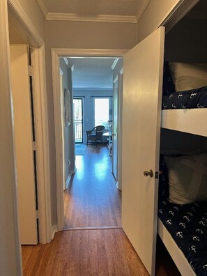 Unclassified image, 4 of 28, button