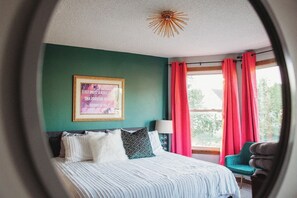 5 bedrooms, iron/ironing board, travel cot, free WiFi