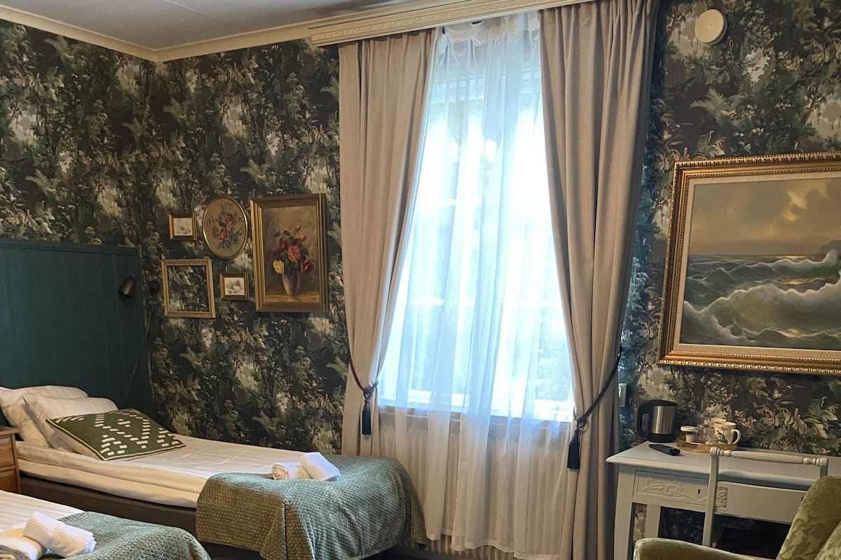 Standard-Zweibettzimmer