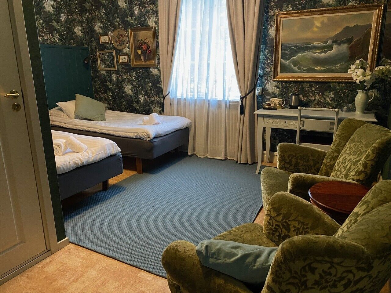 標準雙床房 | 獨特設計、獨特裝修、書桌、手提電腦工作空間