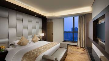 Deluxe Room, 1 King Bed, Non Smoking