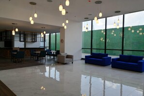 Lobby - Wyndham Puebla Angelopolis (San Andrés Cholula)