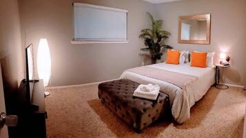 3 bedrooms, iron/ironing board, free WiFi, bed sheets