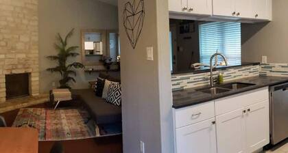 North Austin Hip Duplex