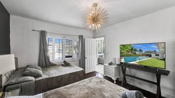 Desk, iron/ironing board, travel crib, WiFi