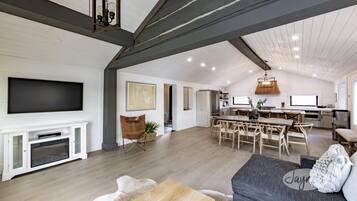 Smart TV, fireplace, books