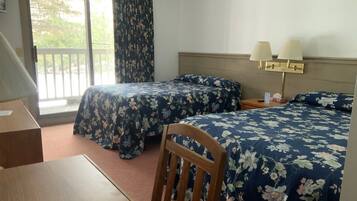 Standard Double Room | Bed sheets