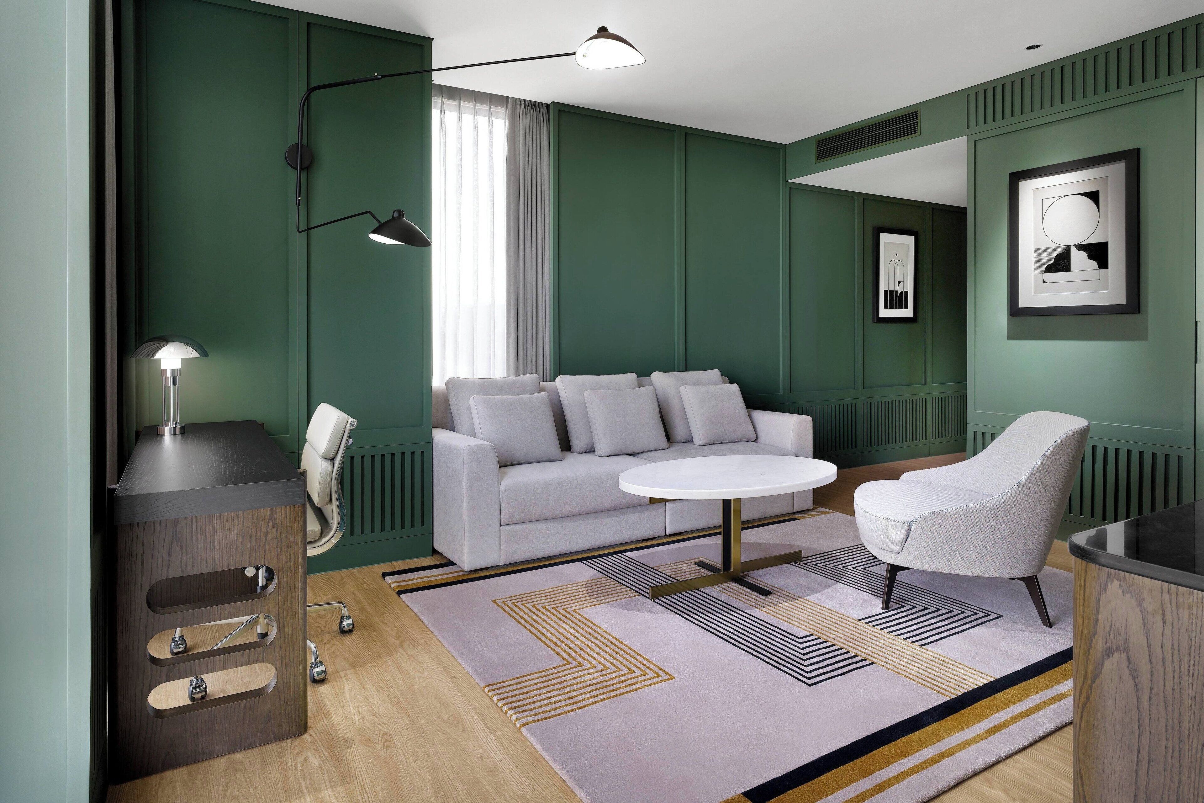 55-inch tv with satellite channels