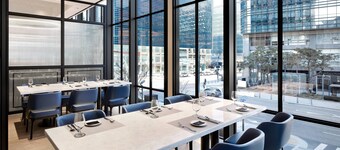 GRAVITY JOSUN Seoul Pangyo, Autograph Collection