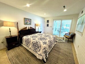 4 bedrooms, iron/ironing board, free WiFi