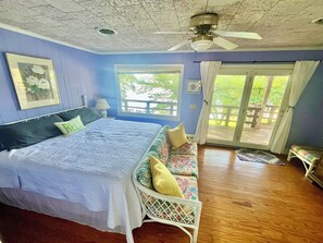 4 bedrooms, iron/ironing board, free WiFi