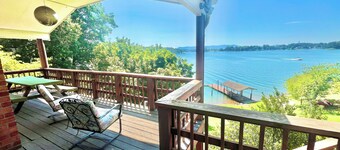 Hickory Point on Smith Mtn Lake! Beautiful House the whole family will love!