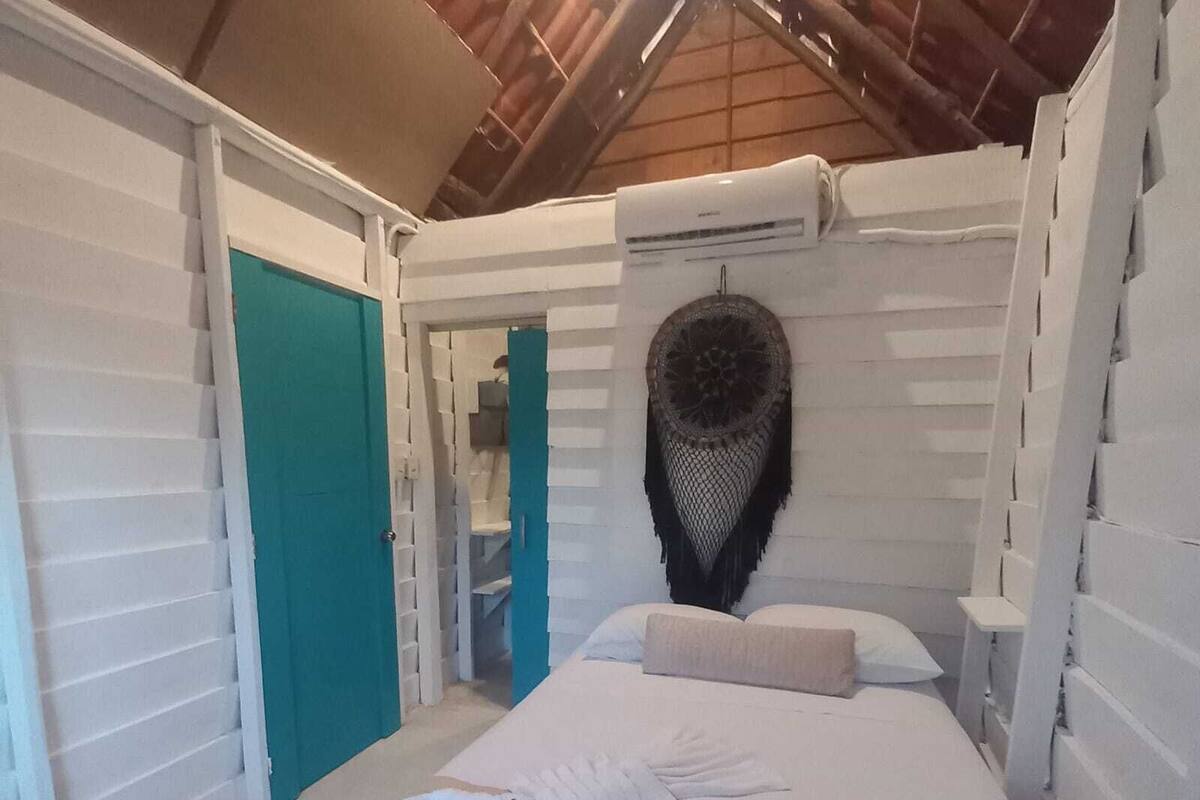 Bungalow with Kitchen | Truy cập Internet không dây miễn phí, bộ trải giường 
