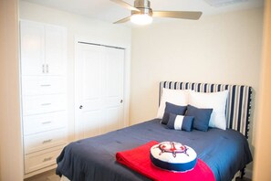 2 bedrooms, free WiFi, bed sheets, wheelchair access - Prized 5th floor oceanfront location! (Hampton)
