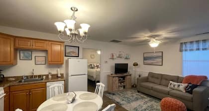 Shell Cottage DOG Friendly in Historic District