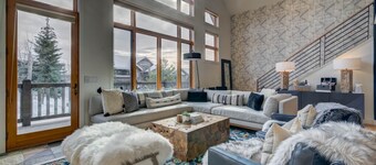 Enjoy a Fun Family Jaunt to Escape Chalet