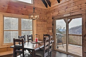 Dining - Hilltop Cabin on 5 Acres w/ Hot Tub & Waterfall! (Bryson City)