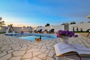 Pool - Villa Lorena (Zemunik Donji)