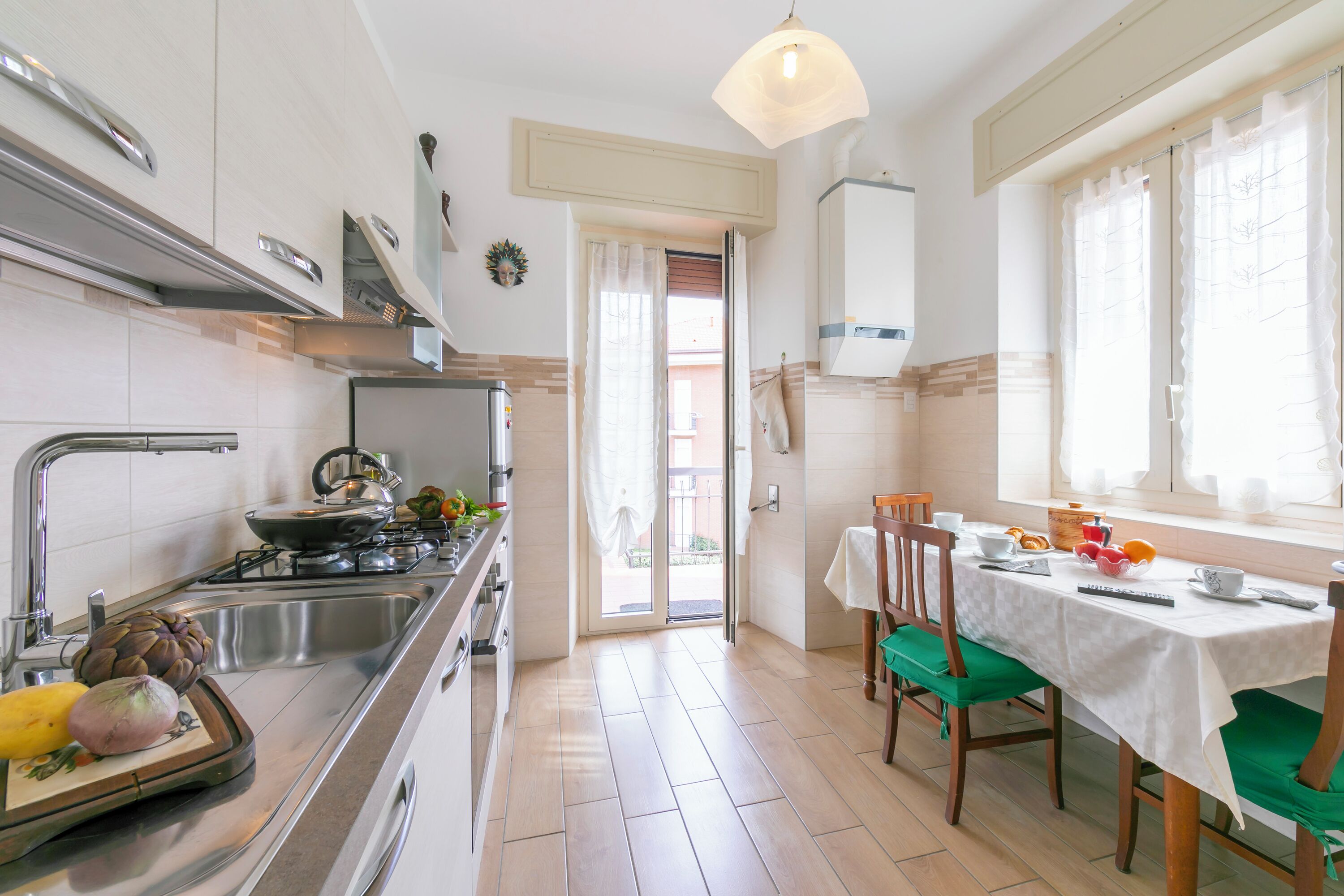 Family Apartment, 2 Bedrooms, Terrace (Residenza La Terrazza di Dante: 2BR) | Private kitchen | Dining tables