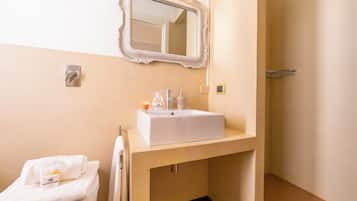 Appartement Familial, 2 chambres, 2 salles de bains (Appartamento Il Golfo Lake View) | Salle de bain