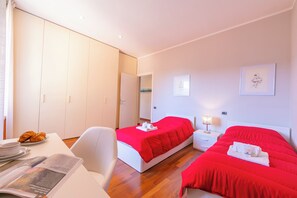Family Apartment, Multiple Bedrooms, 2 Bathrooms (Appartamento Il Golfo Lake View) | 2 bedrooms, iron/ironing board, free WiFi, bed sheets - Appartamento Il Golfo Lake View (Laveno Mombello)