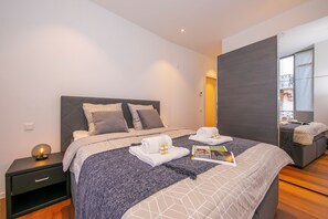 Family Apartment, Multiple Bedrooms, 2 Bathrooms (Star of Lugano) | 2 bedrooms, iron/ironing board, bed sheets