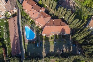 Family Apartment, Multiple Bedrooms (Borgo Degli Ulivi shared pool- 200m) | Exterior