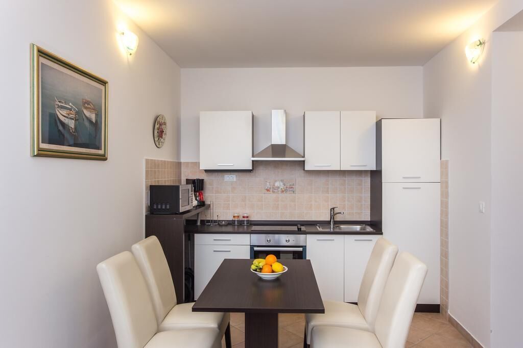 Apartamento (One Bedroom Apartment) | Servicio de comidas en la habitación