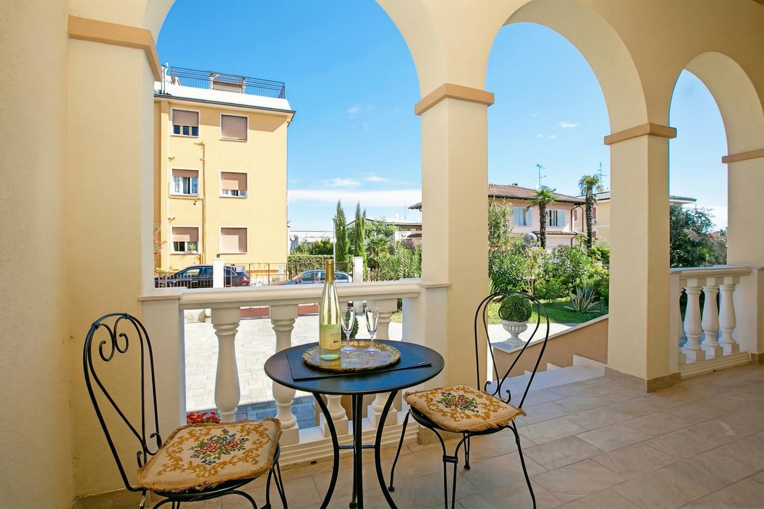 Familienapartment, Mehrere Schlafzimmer (Villa Mimosa  - Appartamento 1) | Blick von der Unterkunft