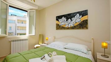 Familienapartment, Mehrere Schlafzimmer (Villa Mimosa - Appartamento 2) | Ausblick vom Zimmer