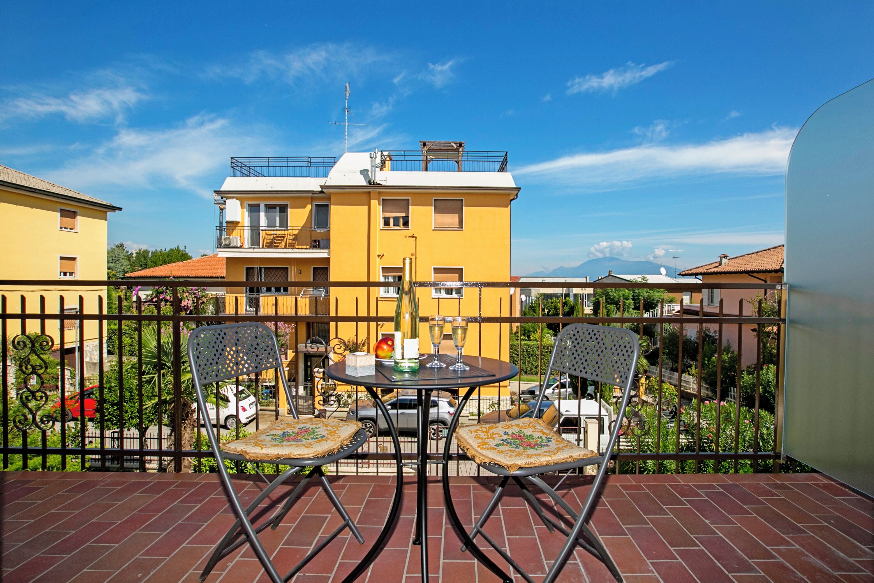 Family Apartment, Multiple Bedrooms (Villa Mimosa - Appartamento 2) | Balcony