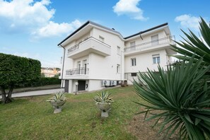 บริเวณภายนอก