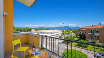 Appartamento familiare, camere multiple (Casa Michelangelo) | Ristorazione all'aperto