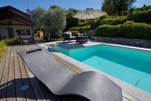 Villa familiare, camere multiple, 2 bagni, lato montagna (Villa Giorgia Private Pool) | Area per barbecue/picnic