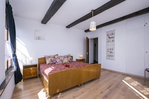 4 bedrooms, bed sheets - Chalet Cademario (Cademario)