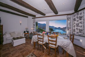 Fireplace, DVD player, stereo - Morcote Magic View (Morcote)