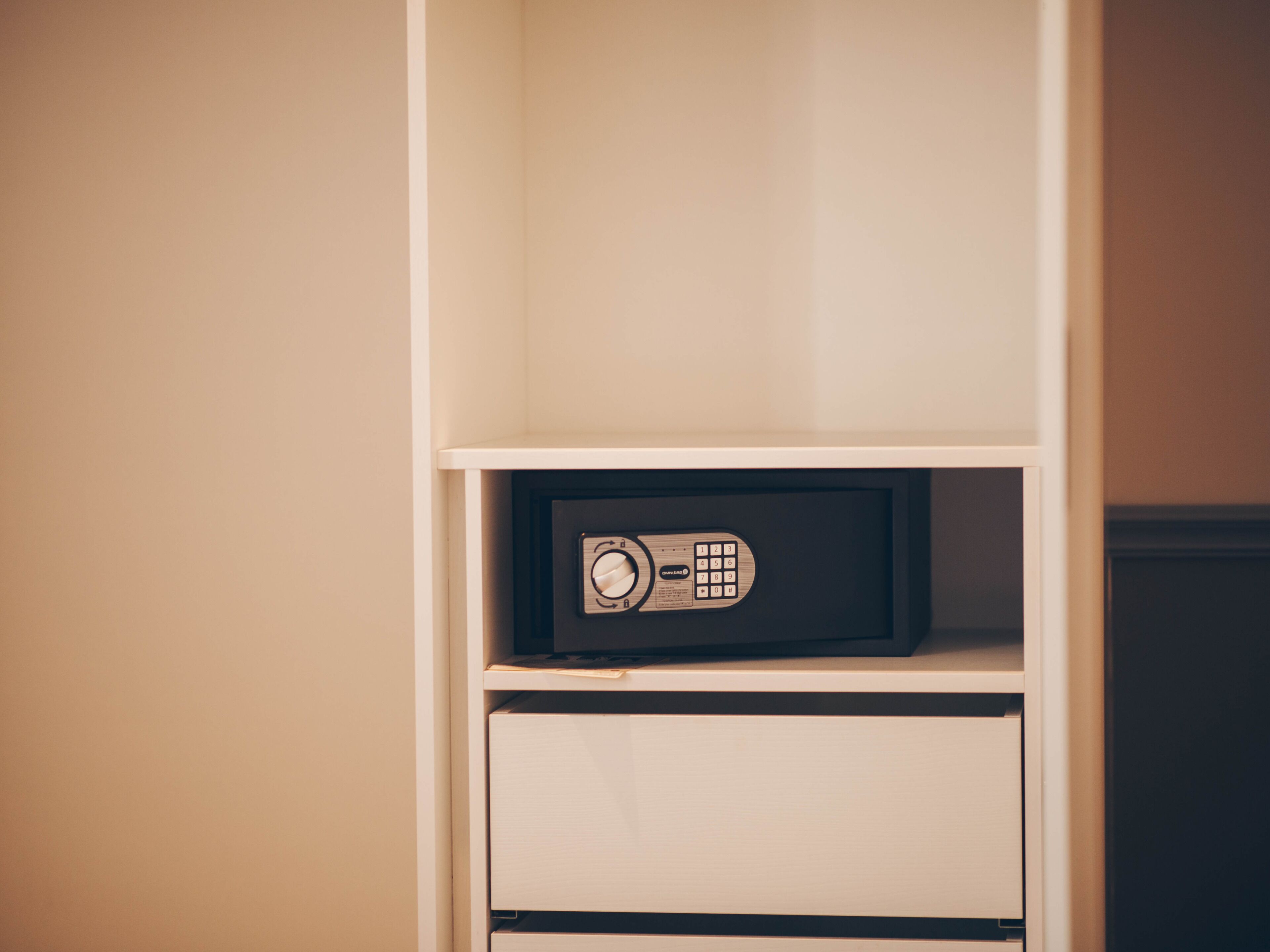 1 bedroom, premium bedding, down duvets, in-room safe